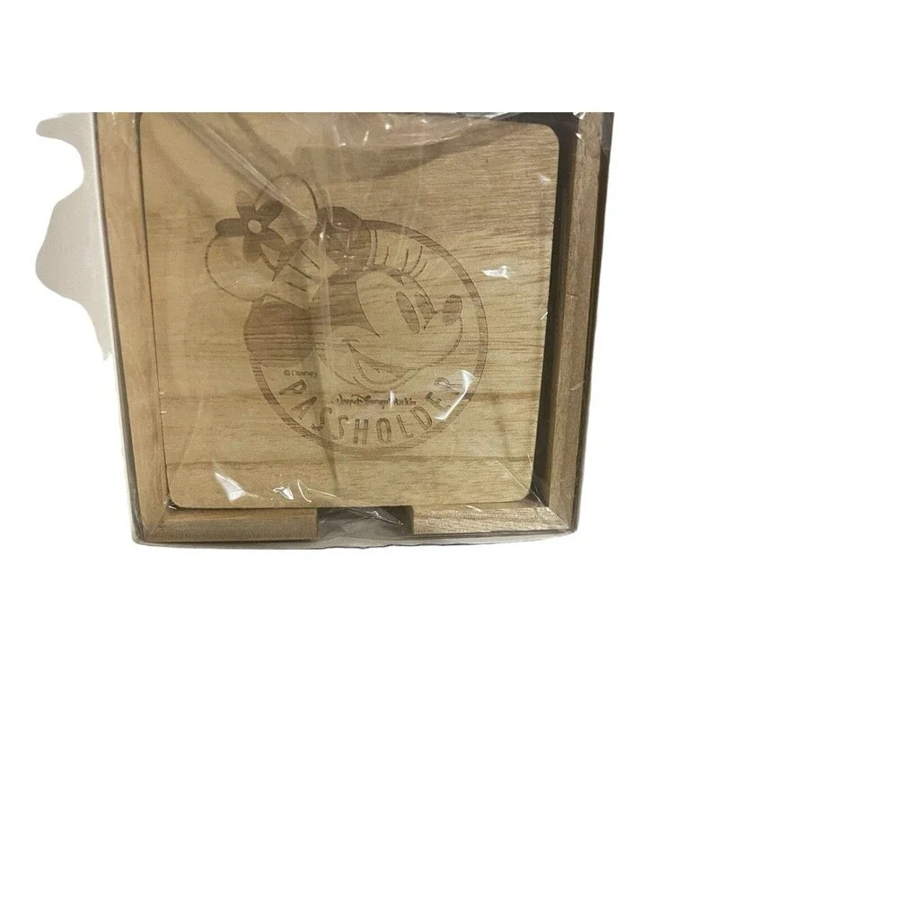 Walt Disney World Passholder Wooden Coaster Set Of 4 Minnie Mouse New In Box